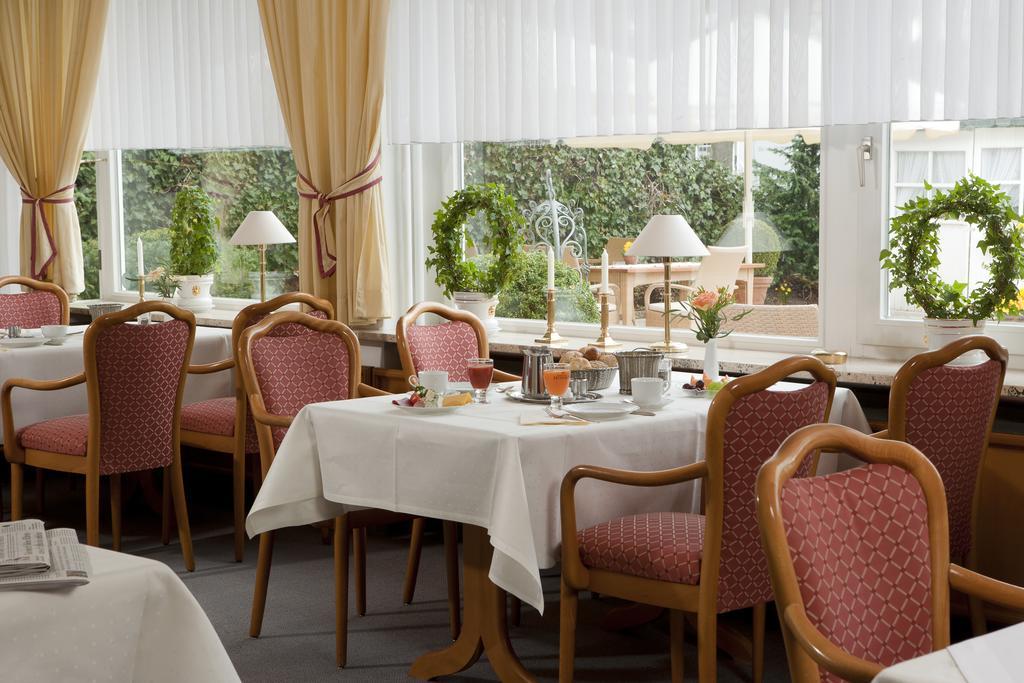טימנדורפר שטרנד Hotel Parkfrieden מראה חיצוני תמונה